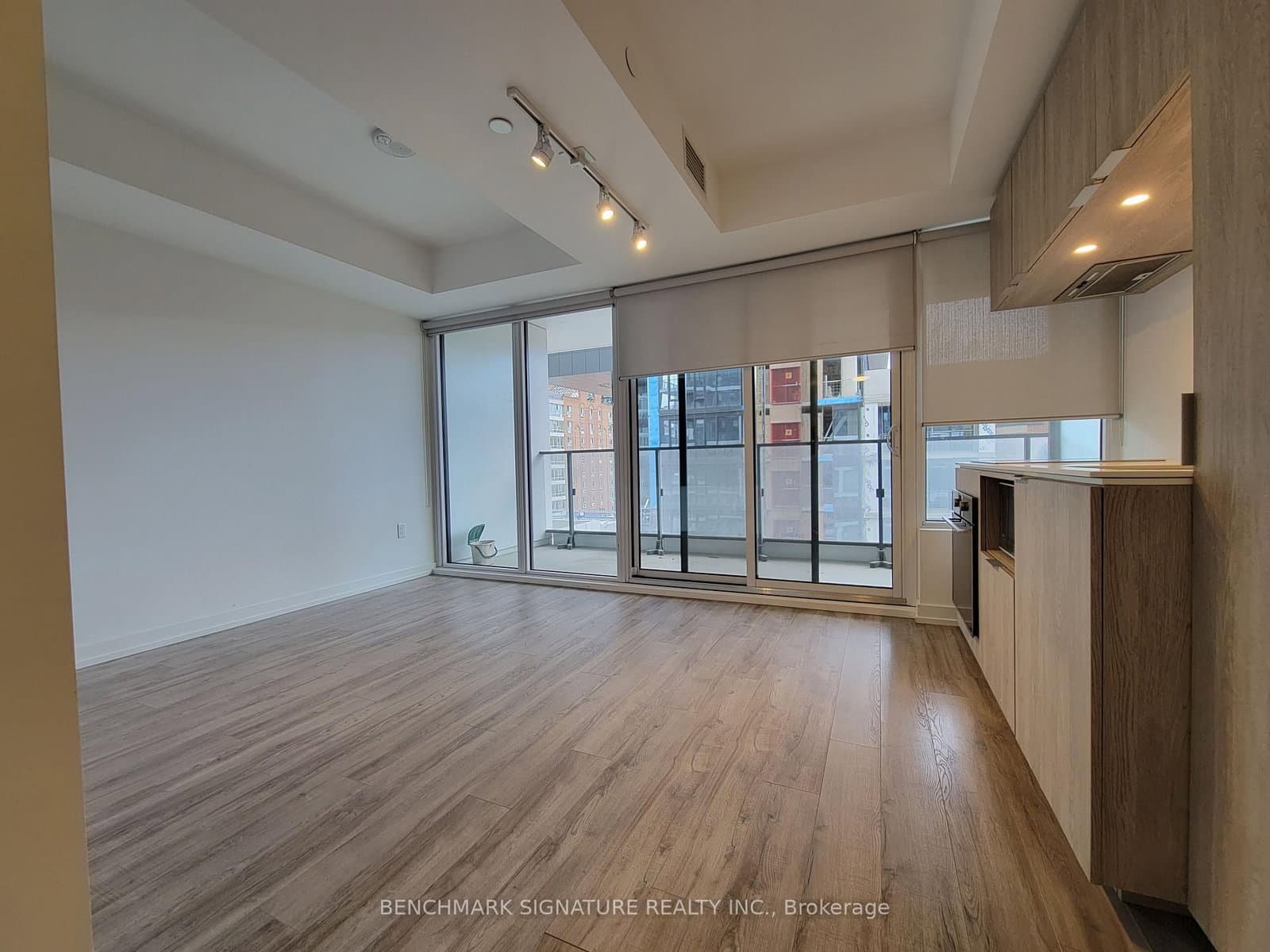 77 Shuter Street, Unit 607 thumbnail 5