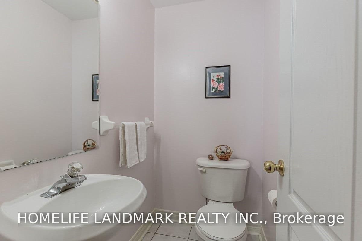 66K Finch Avenue W thumbnail 13