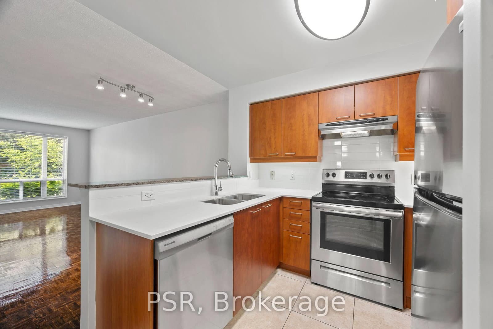 515 Rosewell Avenue, Unit 104 - Image 1