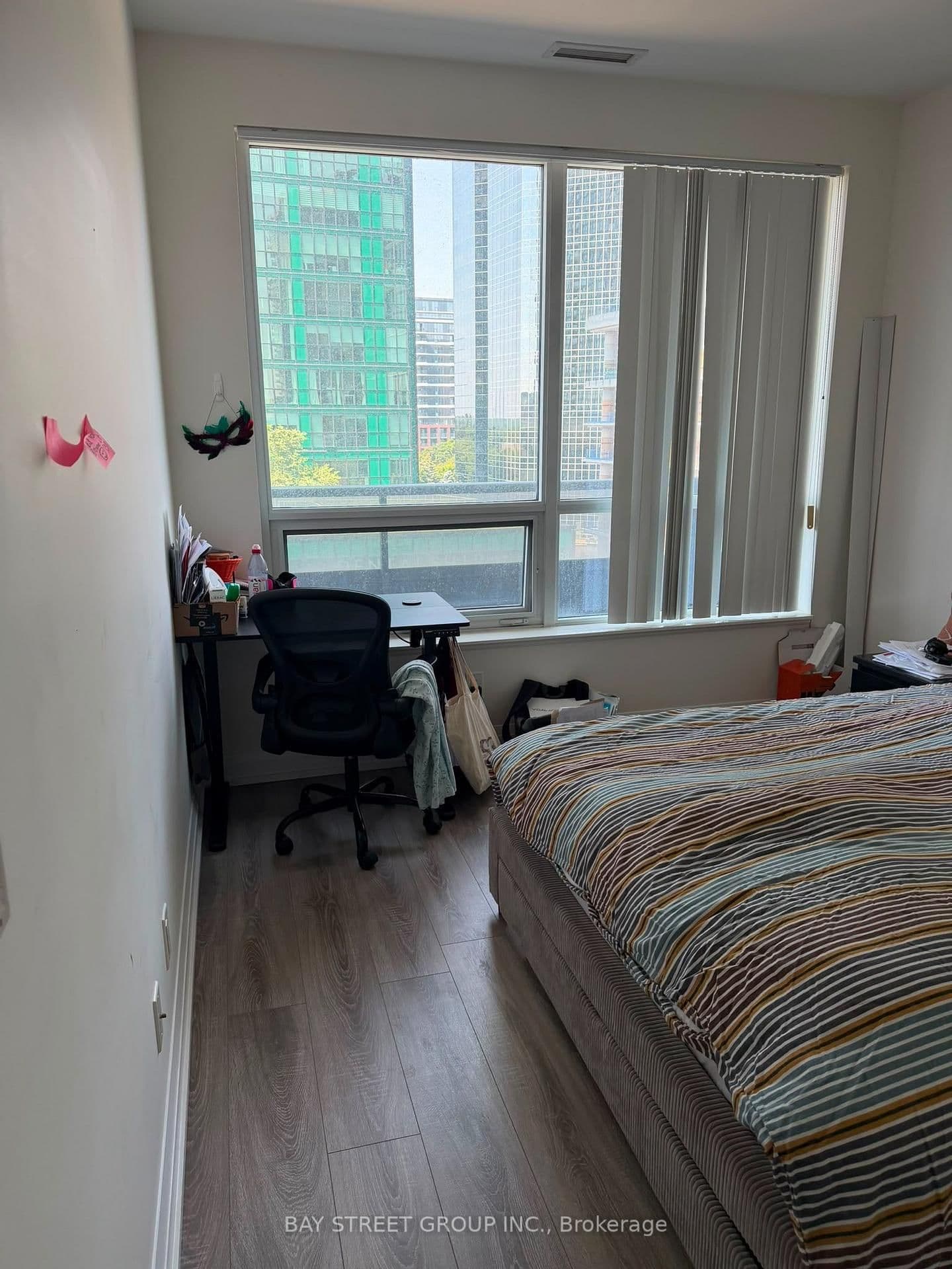 2 Anndale Drive, Unit 811 thumbnail 20