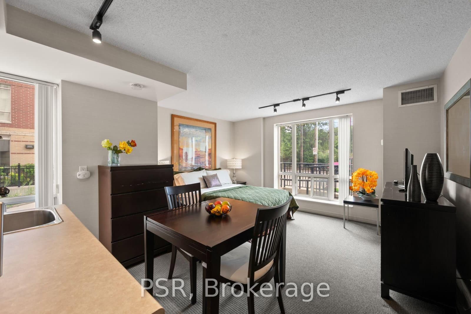 515 Rosewell Avenue, Unit 309 thumbnail 19