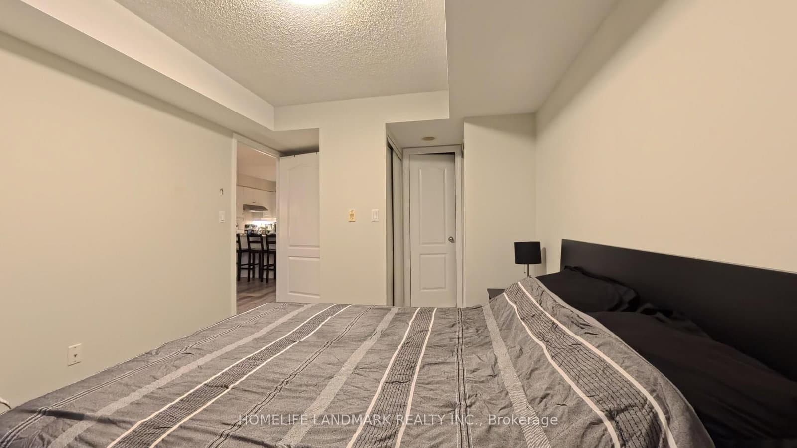 2 Rean DR Drive, Unit 710 thumbnail 15
