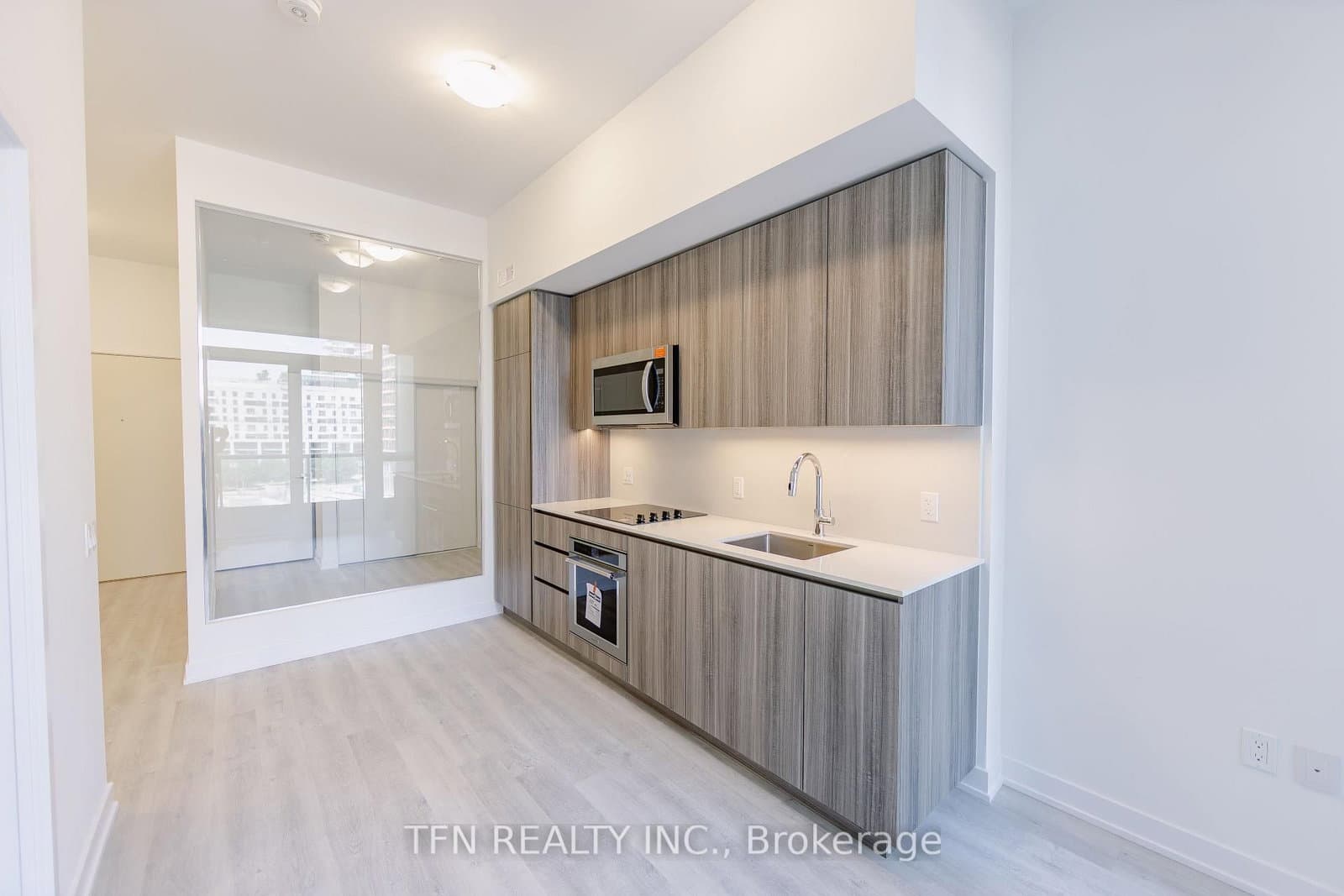 #514 - 15 Richardson Street