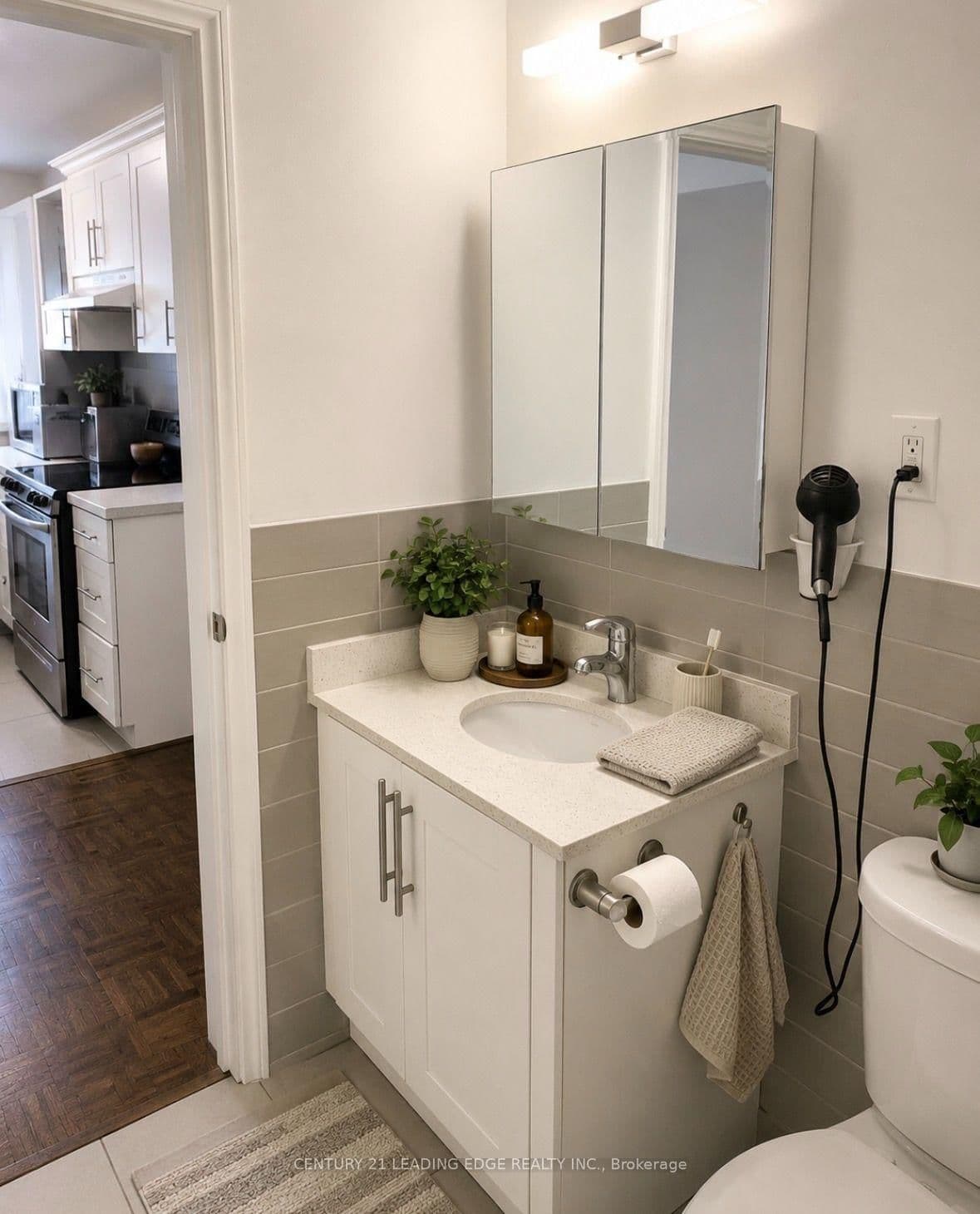 103 Avenue Road, Unit 1109 thumbnail 7