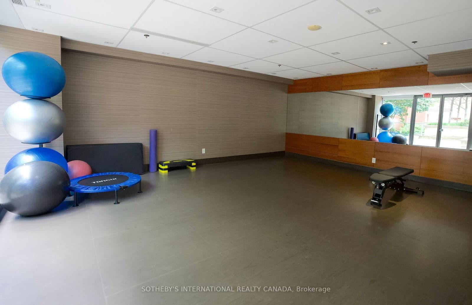 205 Frederick Street, Unit 408 thumbnail 12