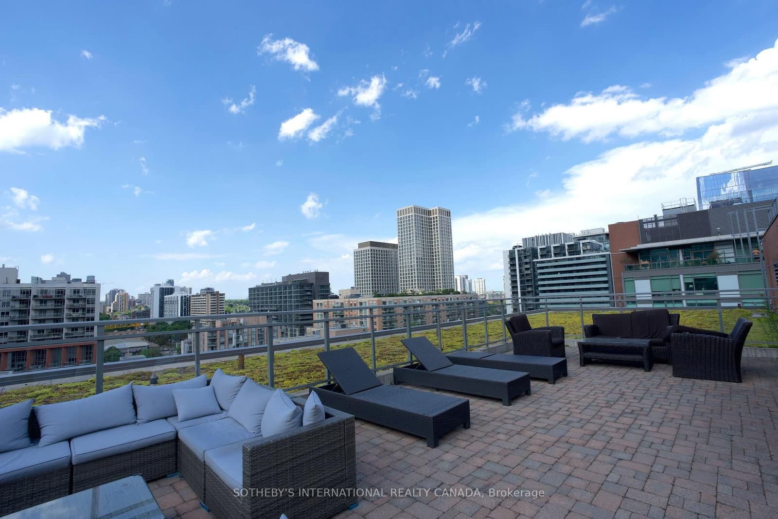 205 Frederick Street, Unit 408 thumbnail 15
