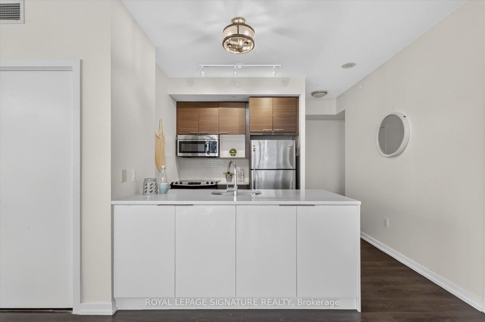 66 Forest Manor Road, Unit 2112 thumbnail 12