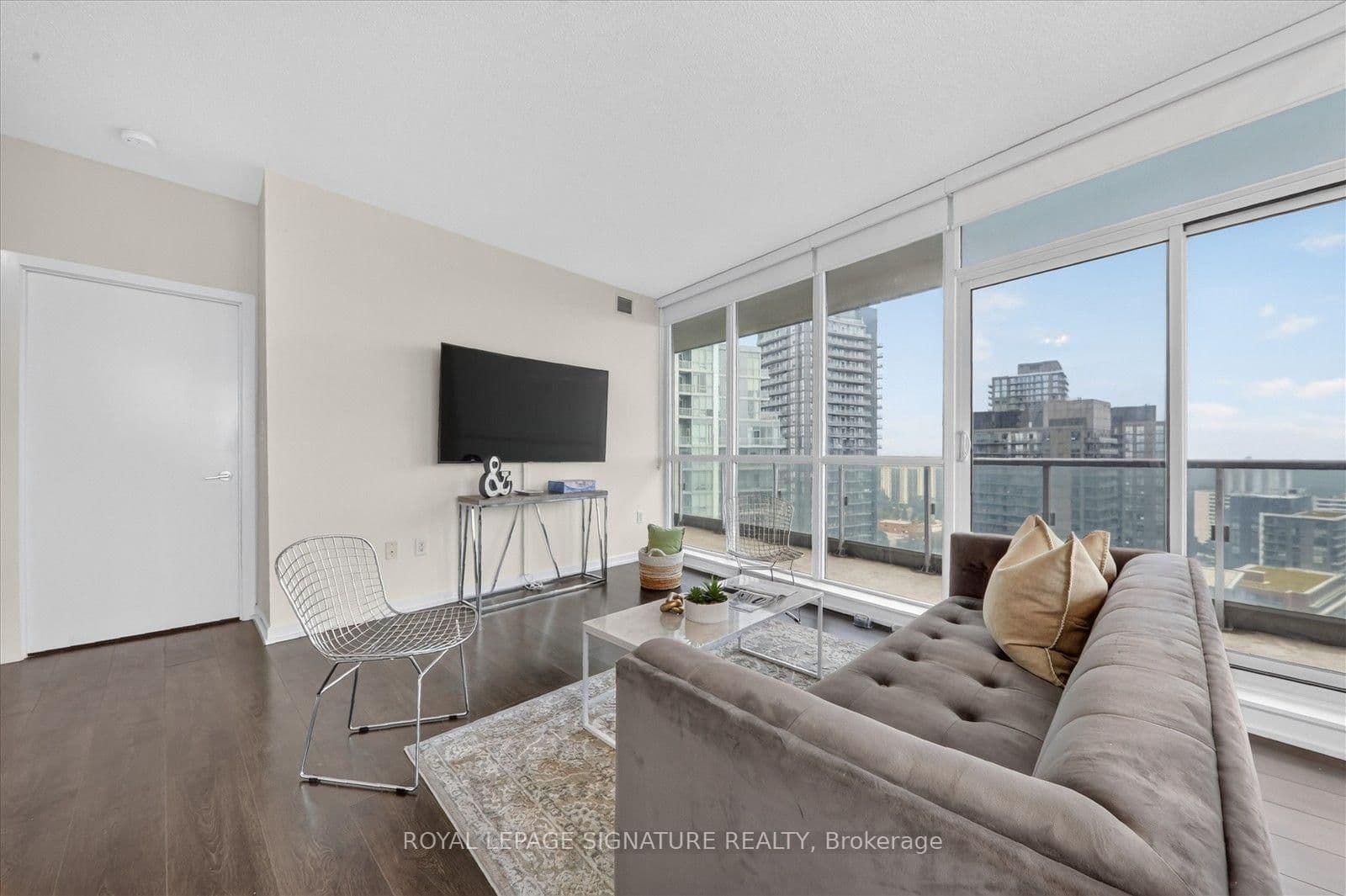 66 Forest Manor Road, Unit 2112 thumbnail 14