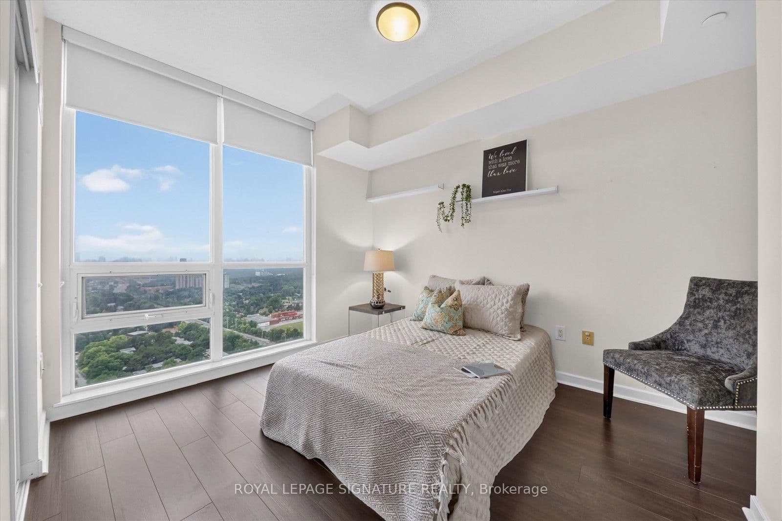 66 Forest Manor Road, Unit 2112 thumbnail 24