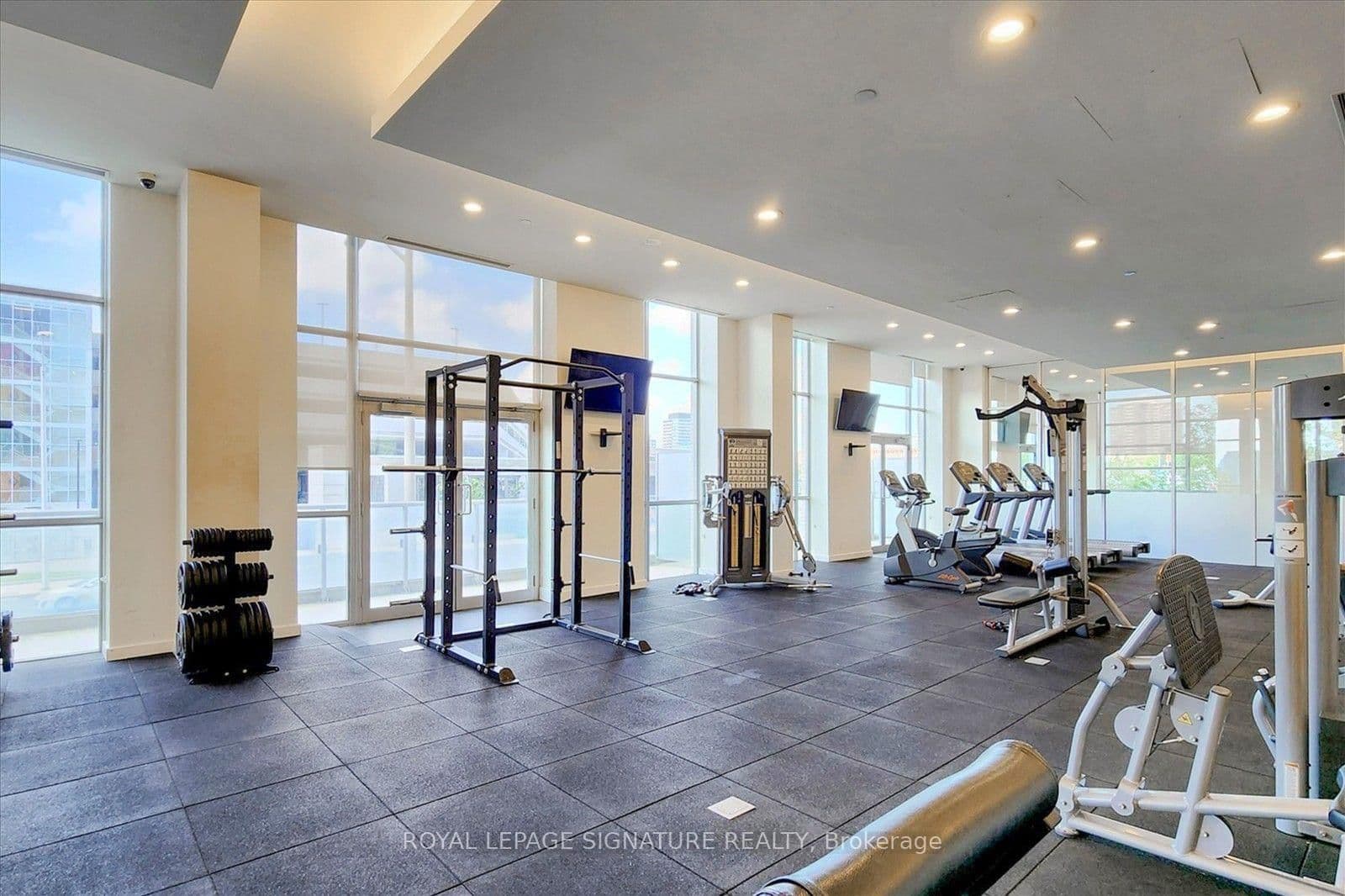 66 Forest Manor Road, Unit 2112 thumbnail 36