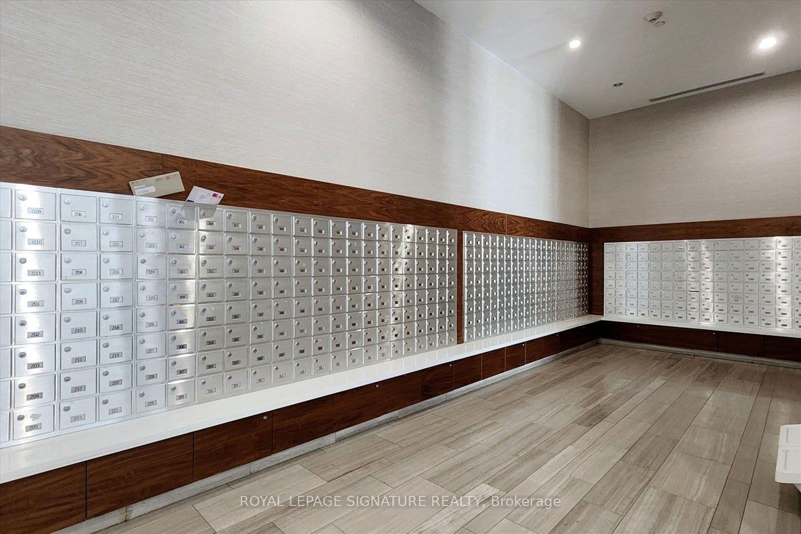 66 Forest Manor Road, Unit 2112 thumbnail 37