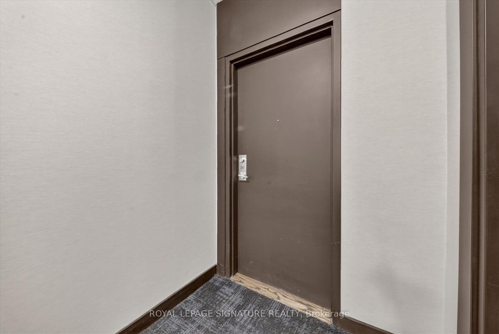 66 Forest Manor Road, Unit 2112 thumbnail 5