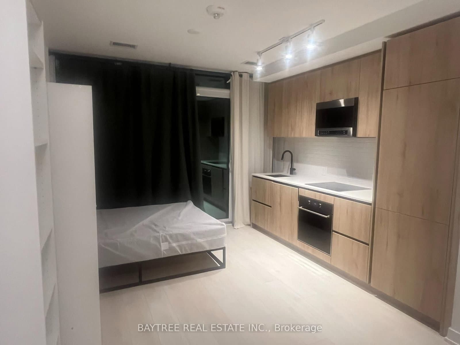 127 Broadway Avenue, Unit 604s - Image 1