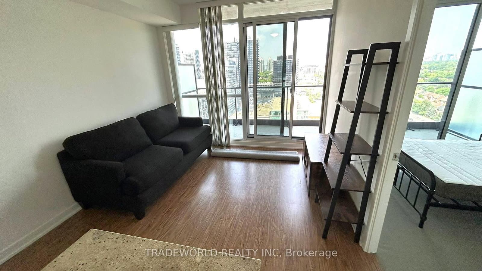 33 Singer Court, Unit 2506 thumbnail 3