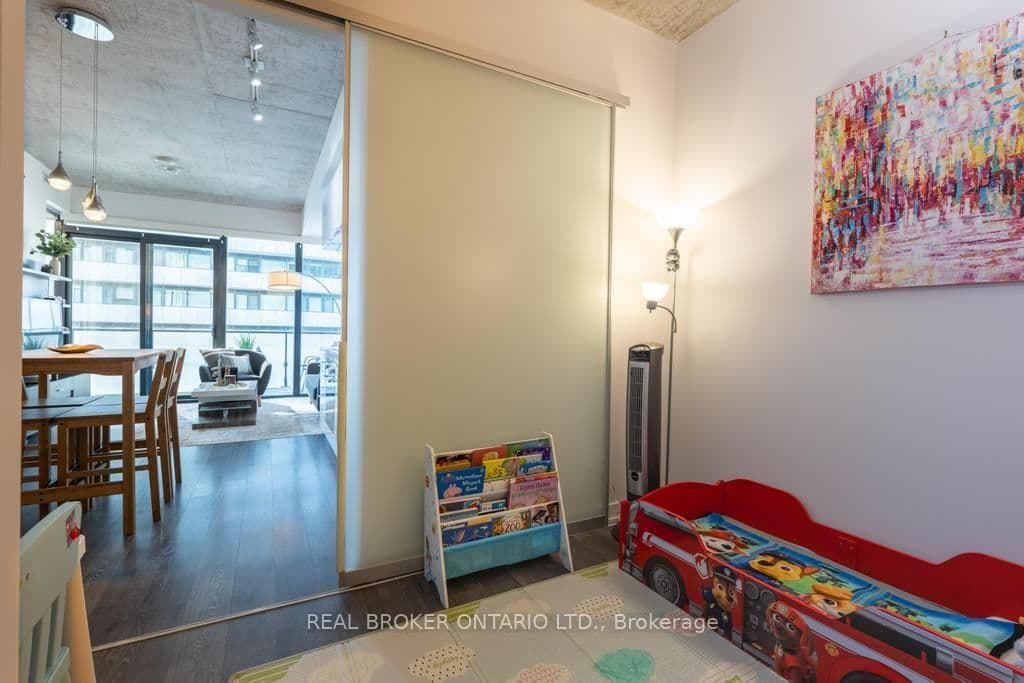 185 Roehampton Avenue S, Unit 1601 thumbnail 18