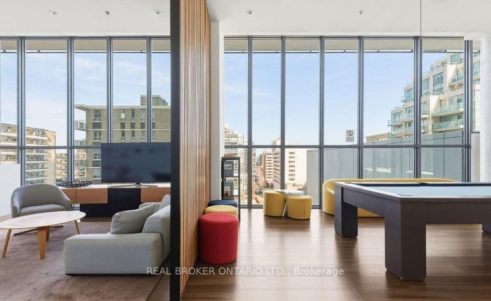 185 Roehampton Avenue S, Unit 1601 thumbnail 31