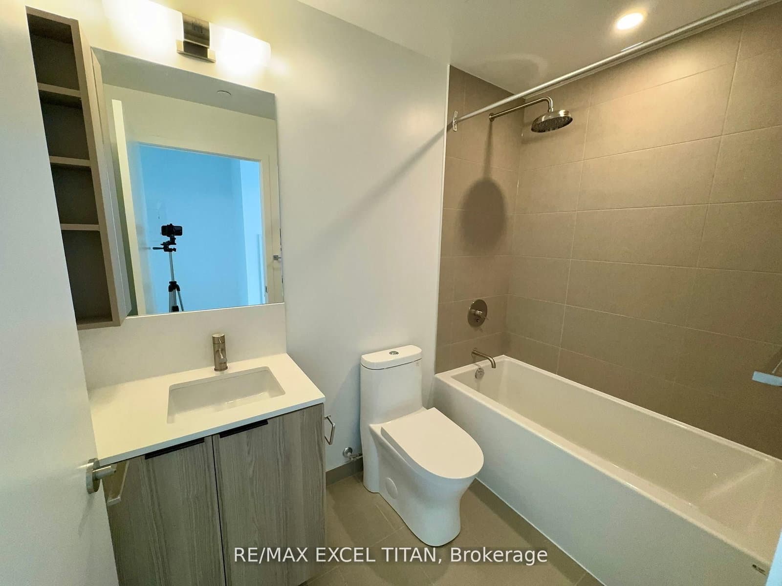 55 Mercer Street, Unit PH03 thumbnail 12