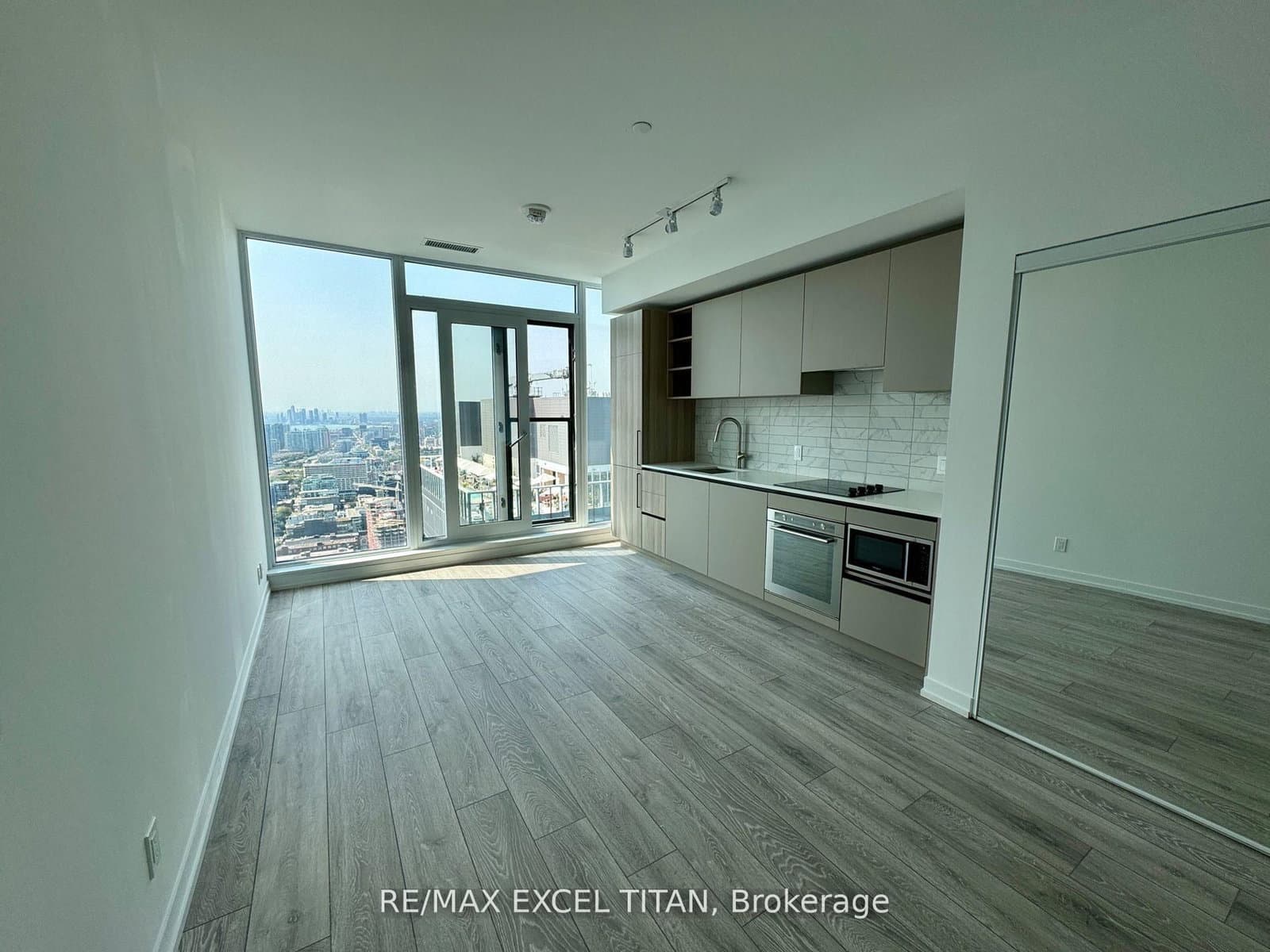 55 Mercer Street, Unit PH03 thumbnail 3