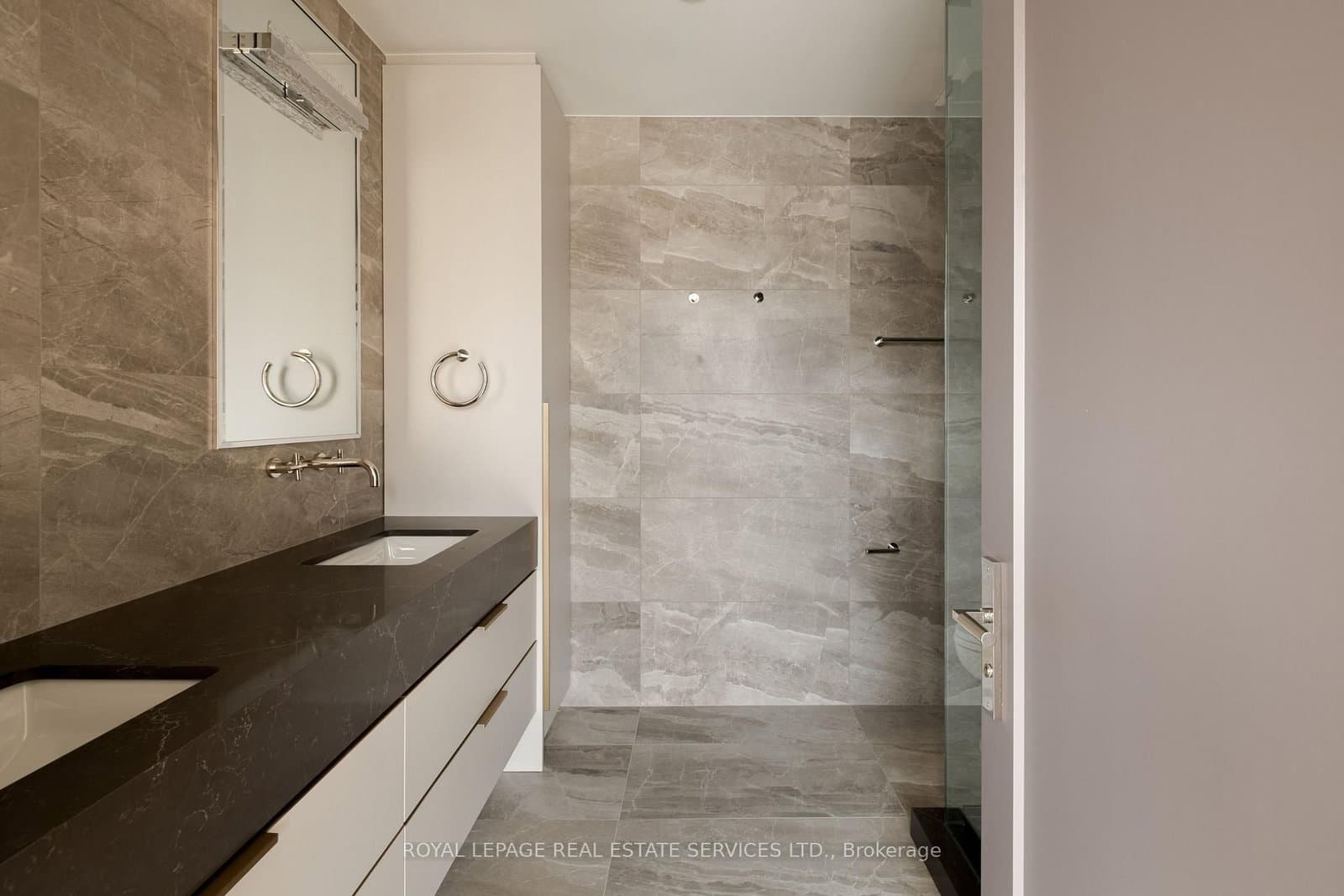 32 Rowanwood Avenue, Unit Fourth Level thumbnail 22