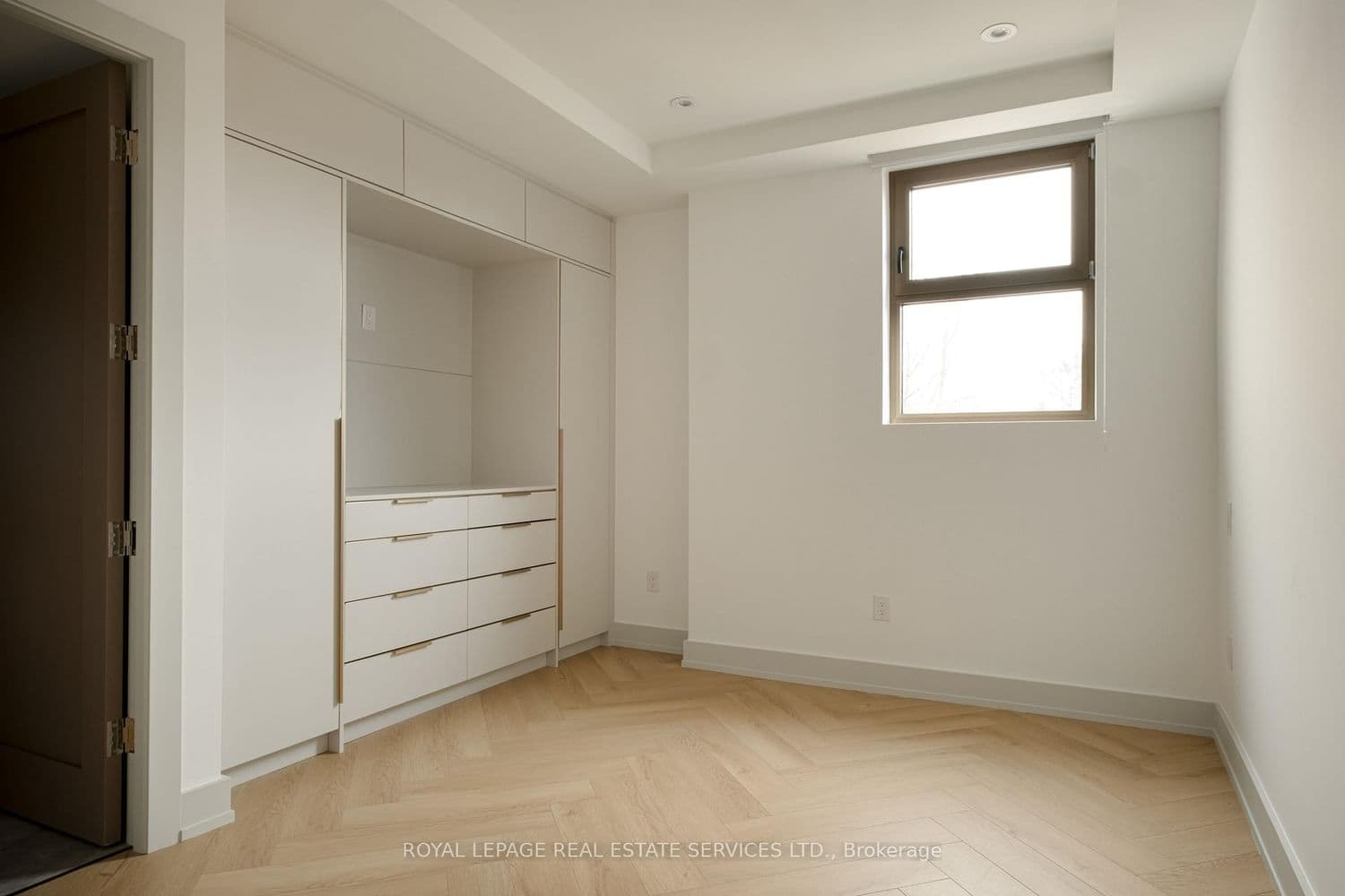 32 Rowanwood Avenue, Unit Fourth Level thumbnail 28