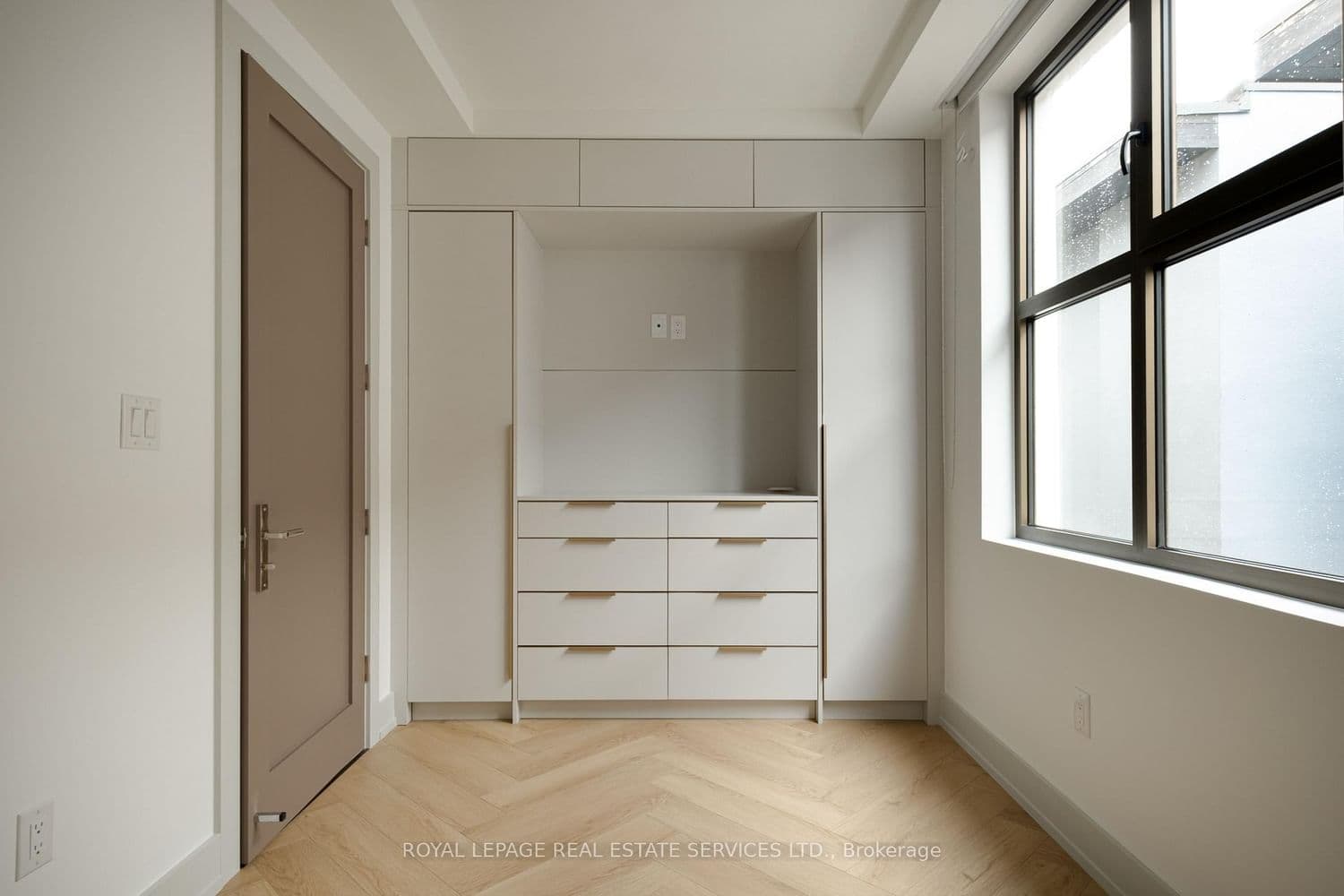 32 Rowanwood Avenue, Unit Fourth Level thumbnail 30