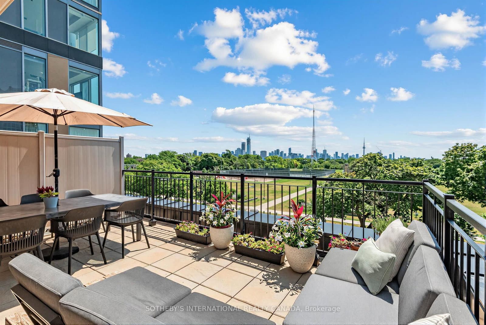 288 St Clair Avenue W, Unit TH1 thumbnail 25