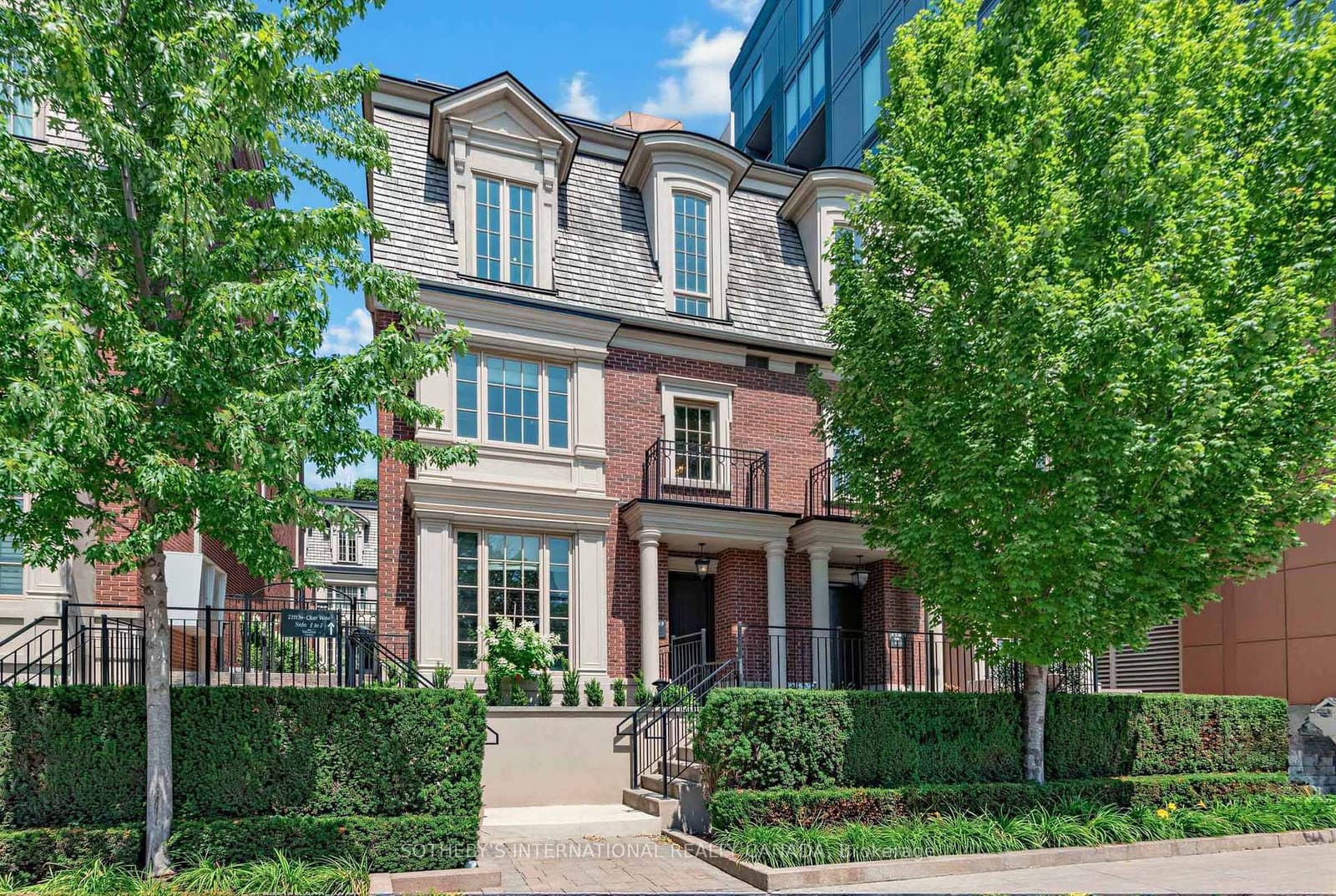 288 St Clair Avenue W, Unit TH1 thumbnail 5