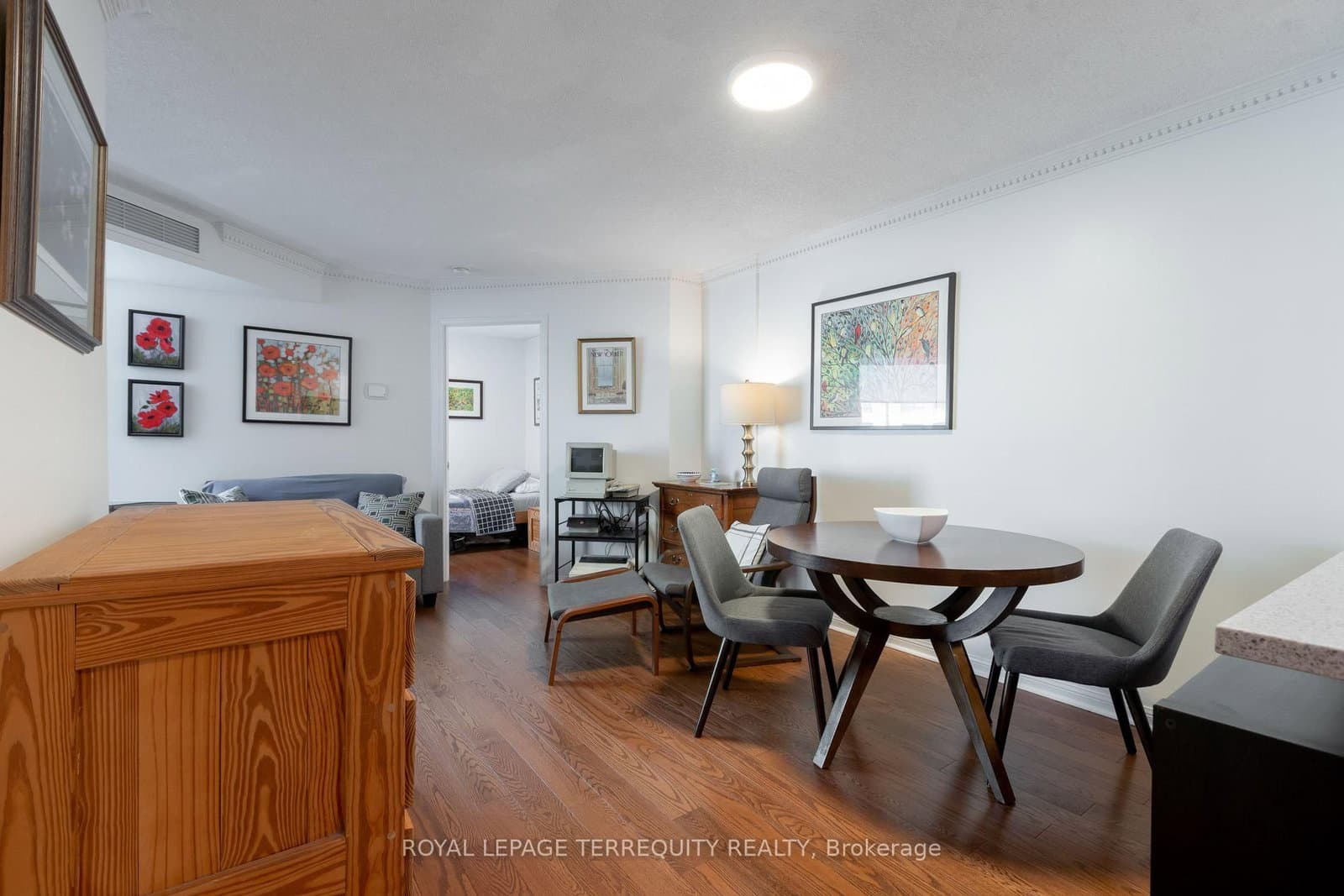 109 Front Street E, Unit 513 thumbnail 10