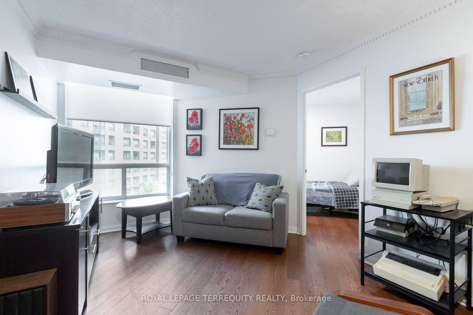 109 Front Street E, Unit 513 thumbnail 13