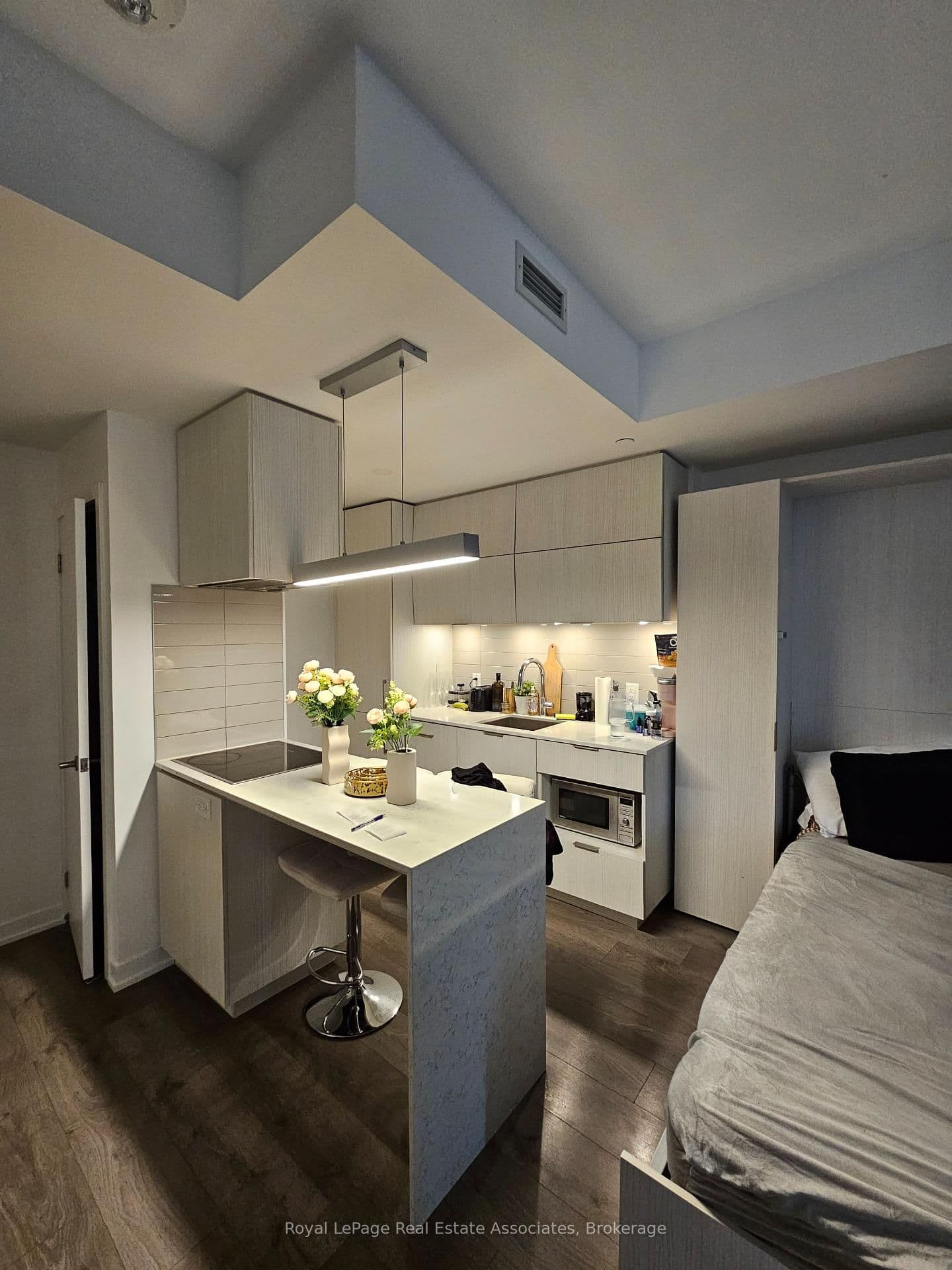 20 Richardson Street, Unit 3206 - Image 1