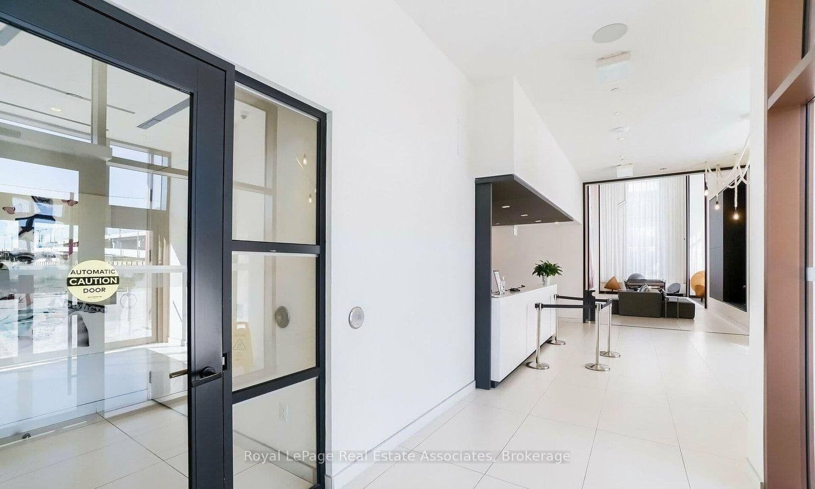 20 Richardson Street, Unit 3206 thumbnail 6