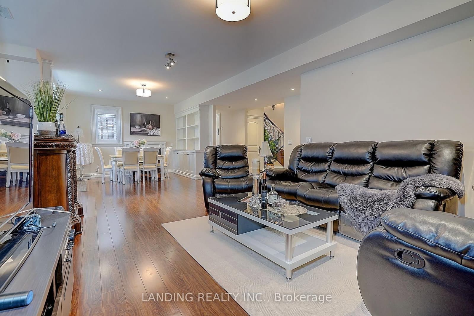 24 Abbotsford Road thumbnail 42