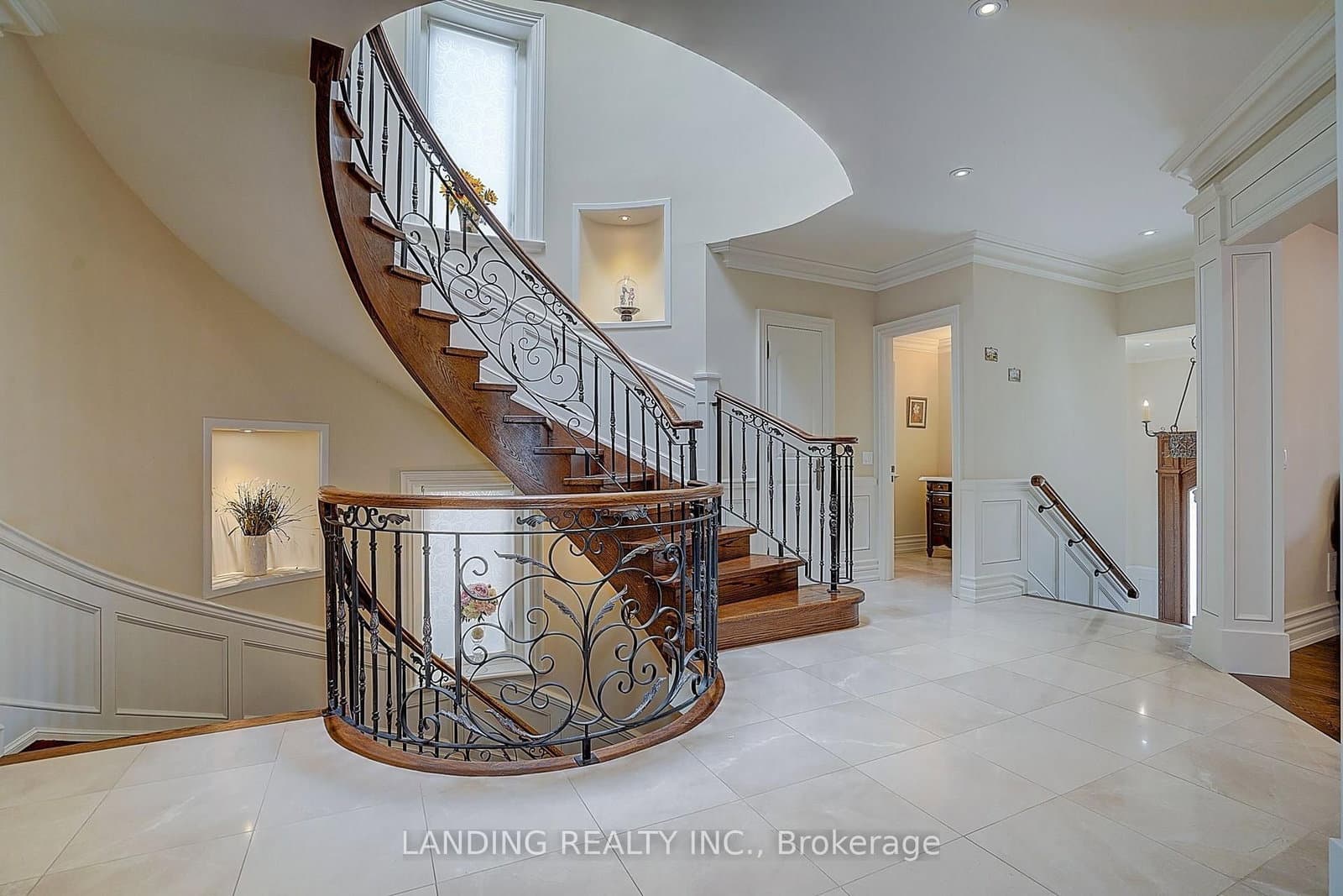 24 Abbotsford Road thumbnail 7