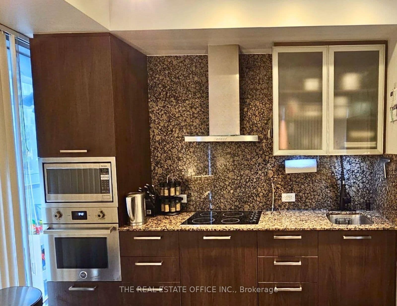 14 York Street, Unit 2511 thumbnail 6
