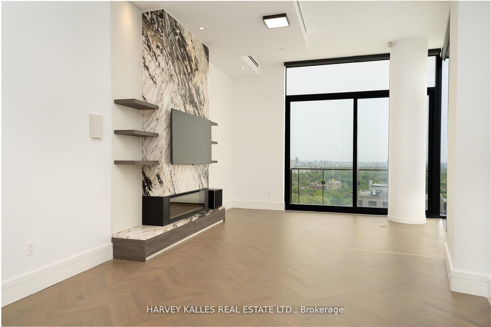 215 Lonsdale Road, Unit 2002 thumbnail 12