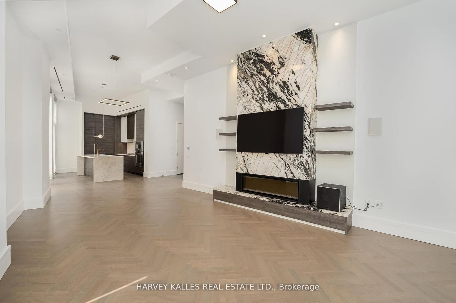 215 Lonsdale Road, Unit 2002 thumbnail 14