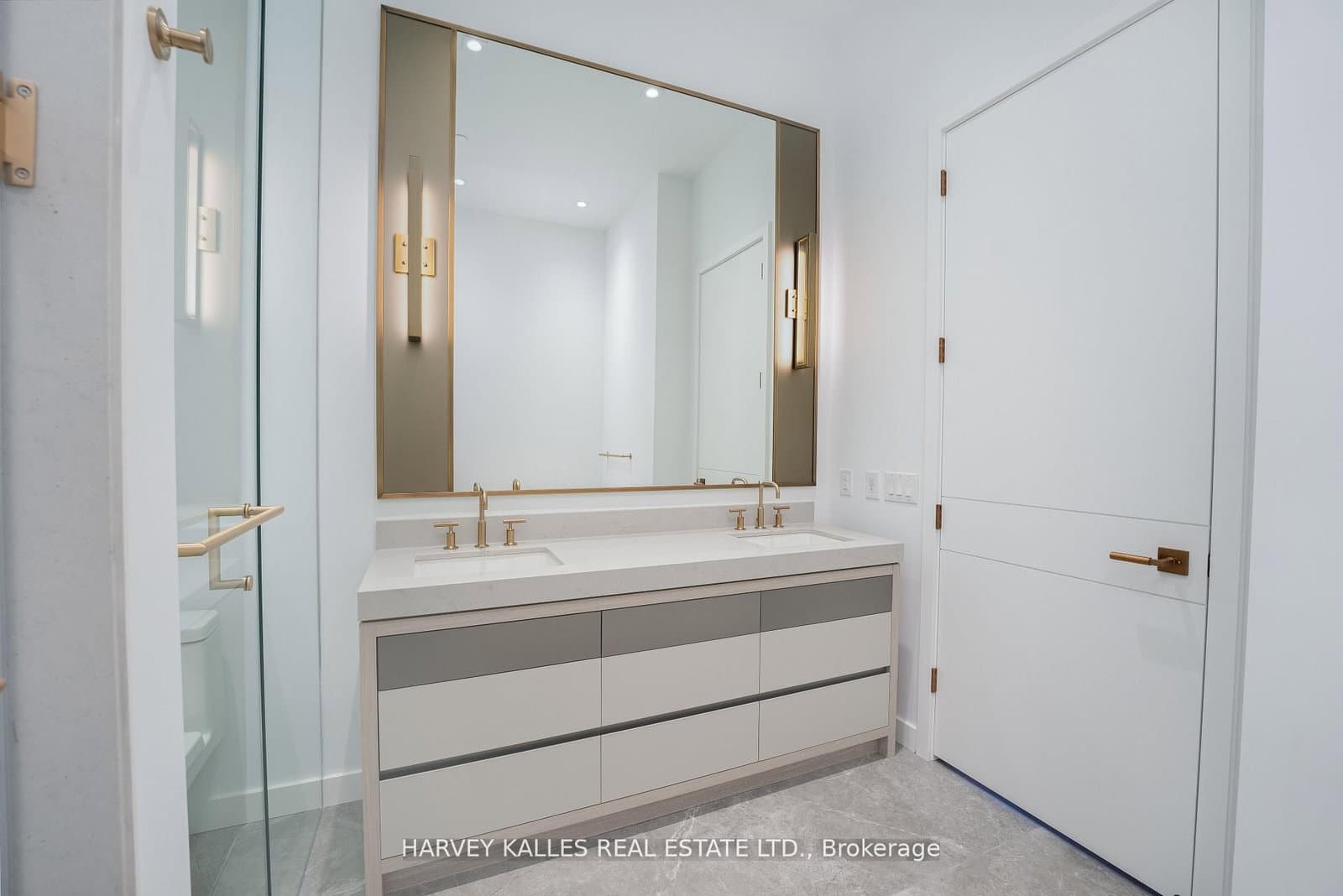 215 Lonsdale Road, Unit 2002 thumbnail 20