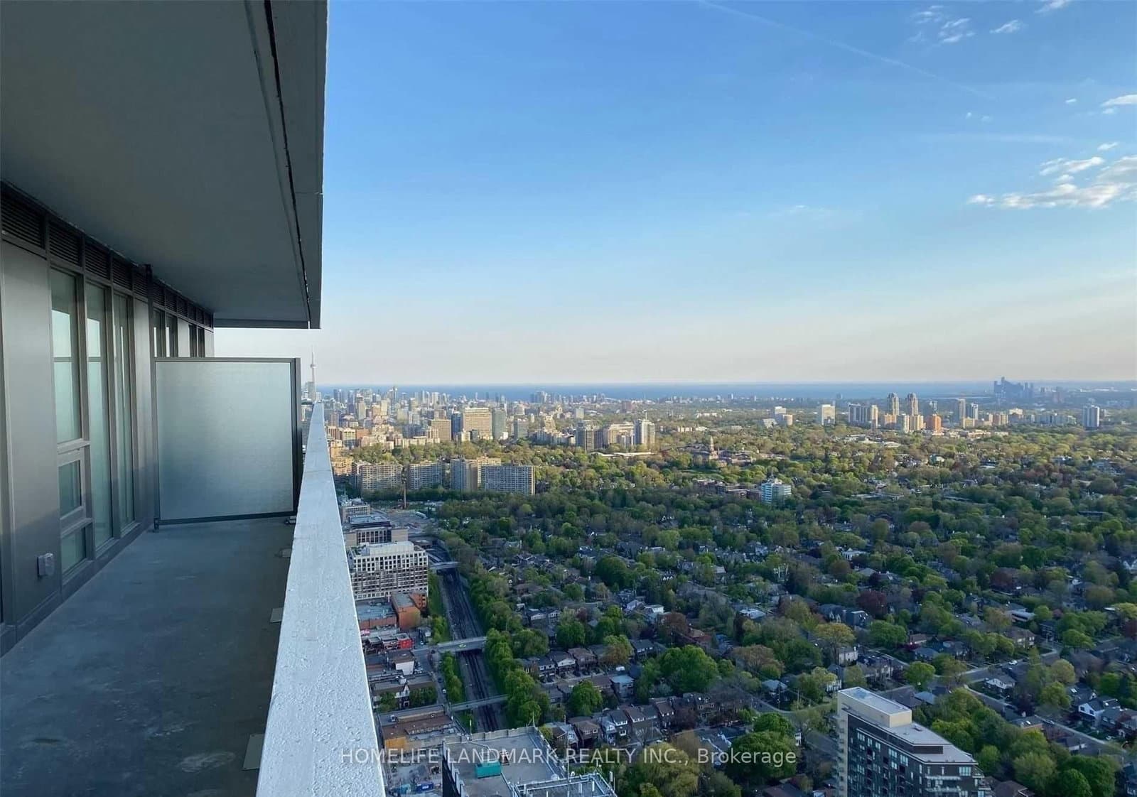 2221 Yonge Street, Unit 5009 thumbnail 3