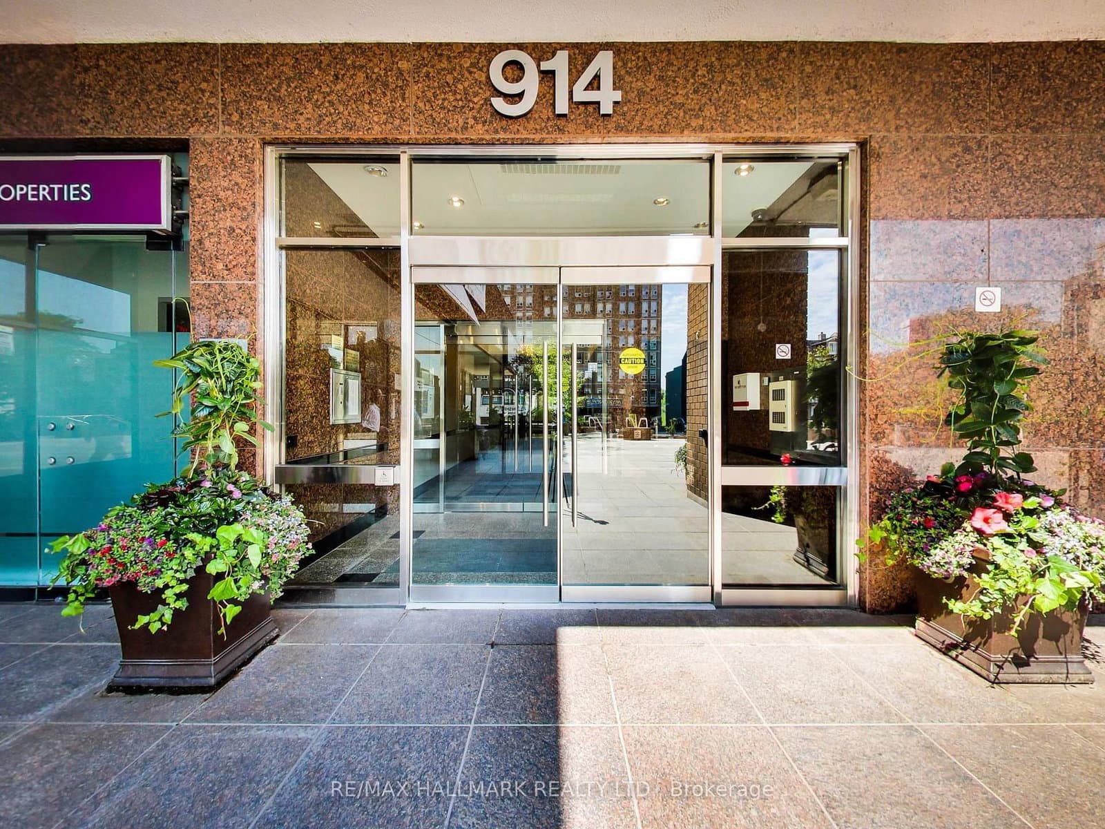 914 Yonge Street, Unit 1509 thumbnail 19
