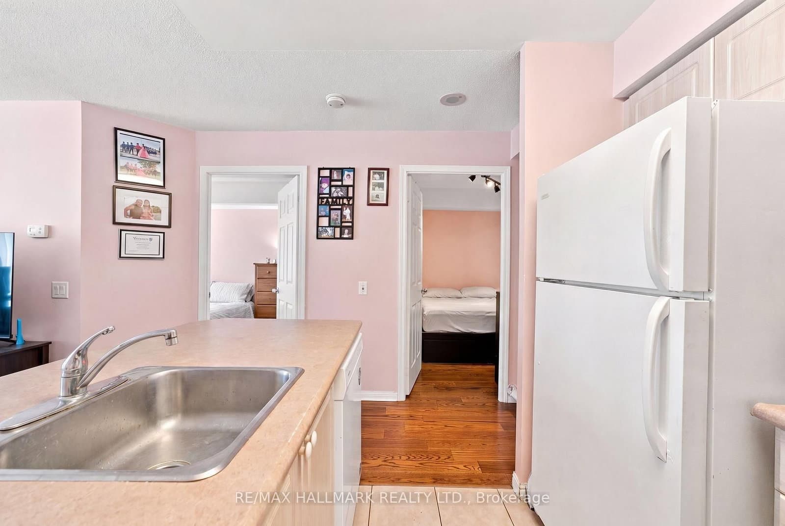 153 Beecroft Road, Unit 515 thumbnail 3