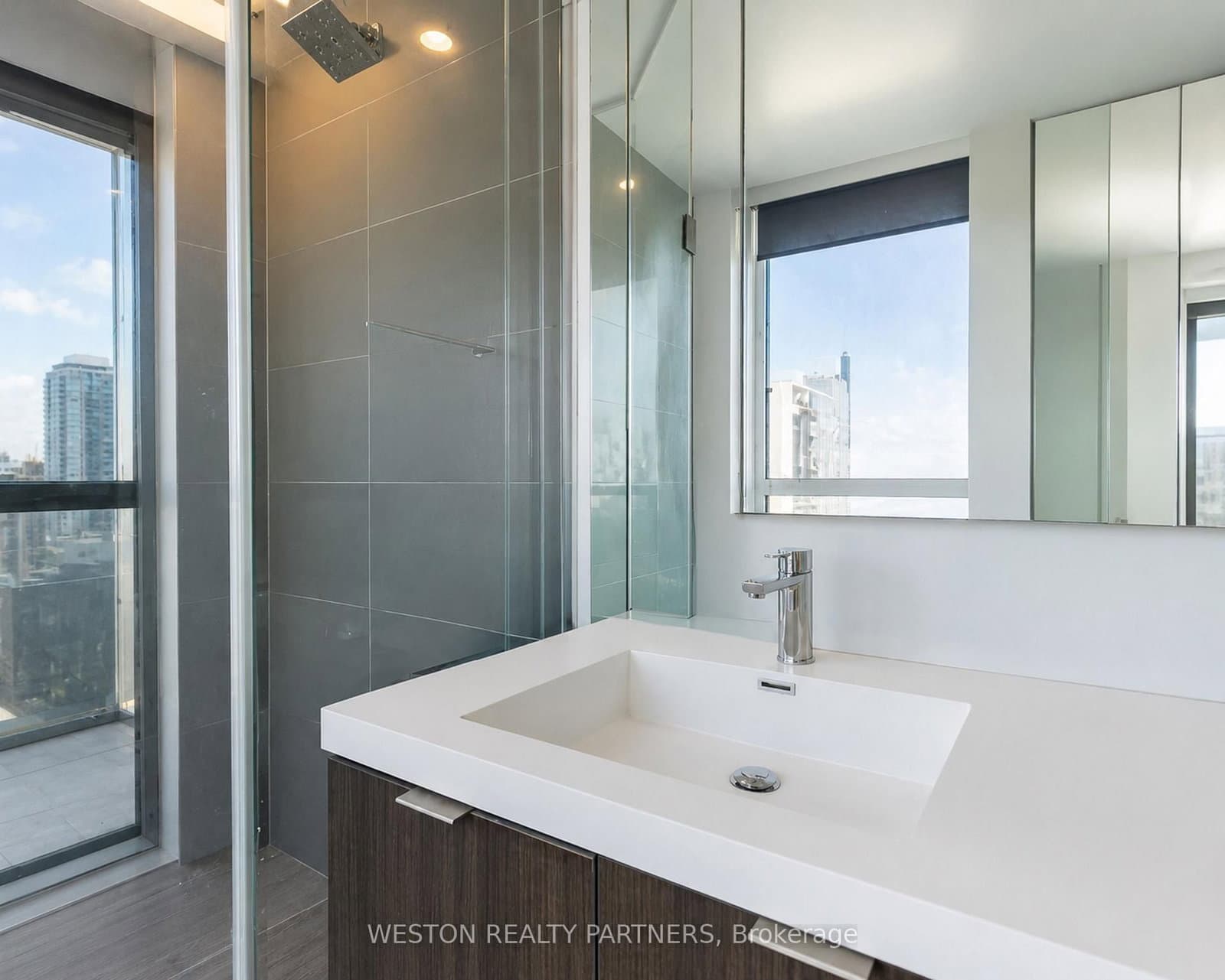 101 Erskine Avenue, Unit 1110 thumbnail 13