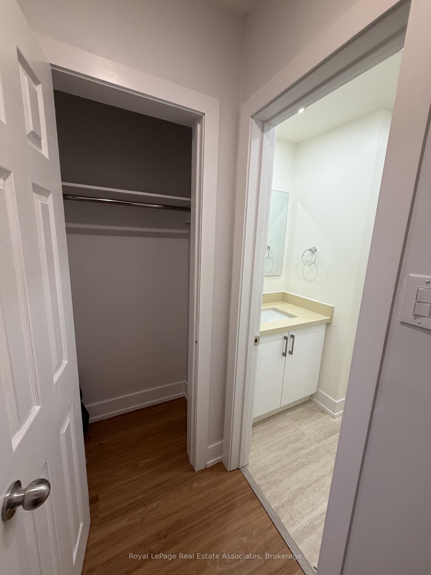 3877 Bathurst Street, Unit 1 thumbnail 5