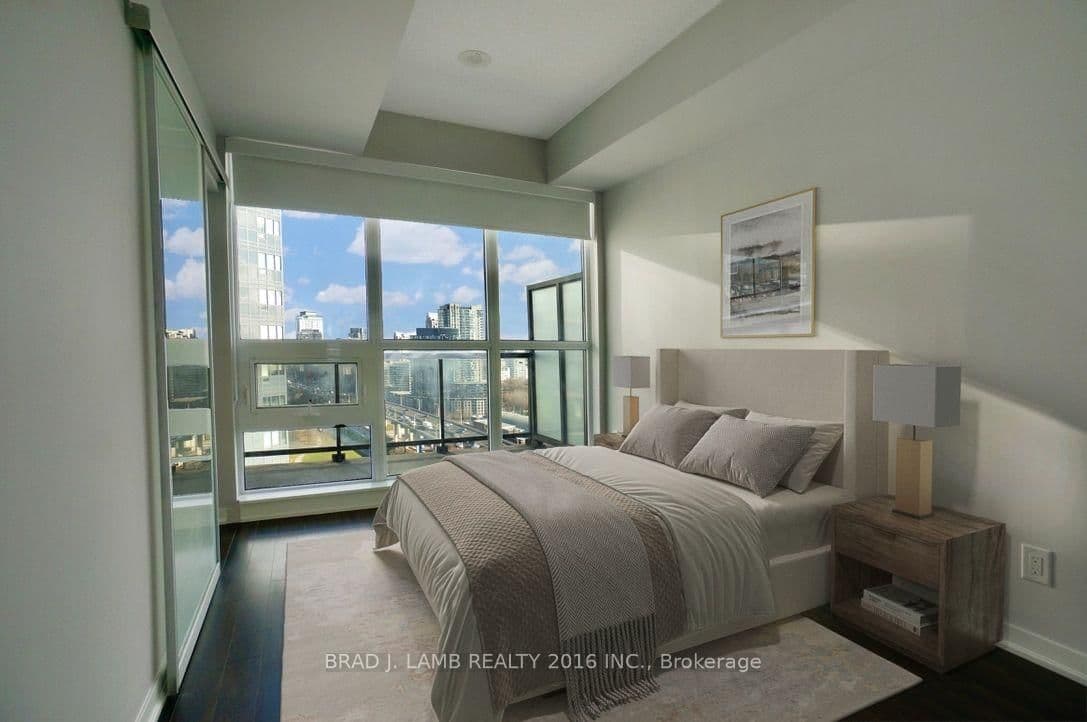 51 East Liberty Street, Unit 2211 thumbnail 6