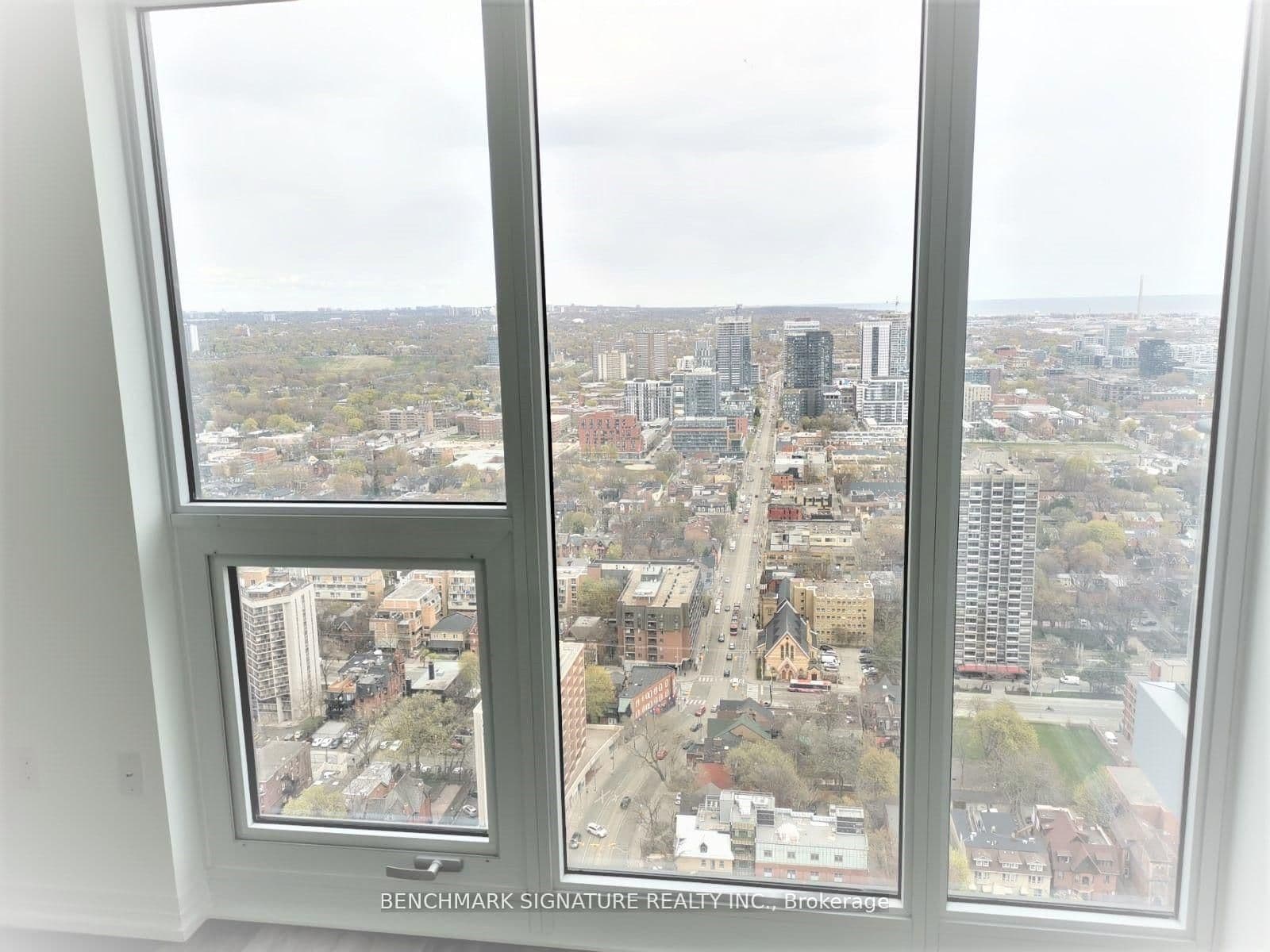 251 Jarvis Street, Unit 4015 thumbnail 10
