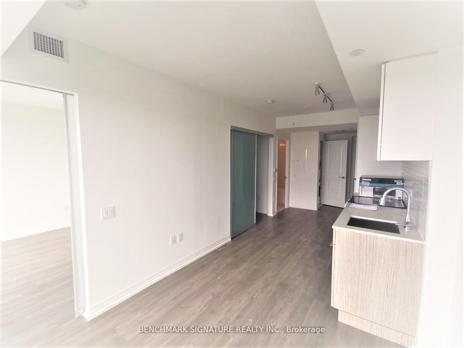 251 Jarvis Street, Unit 4015 thumbnail 6