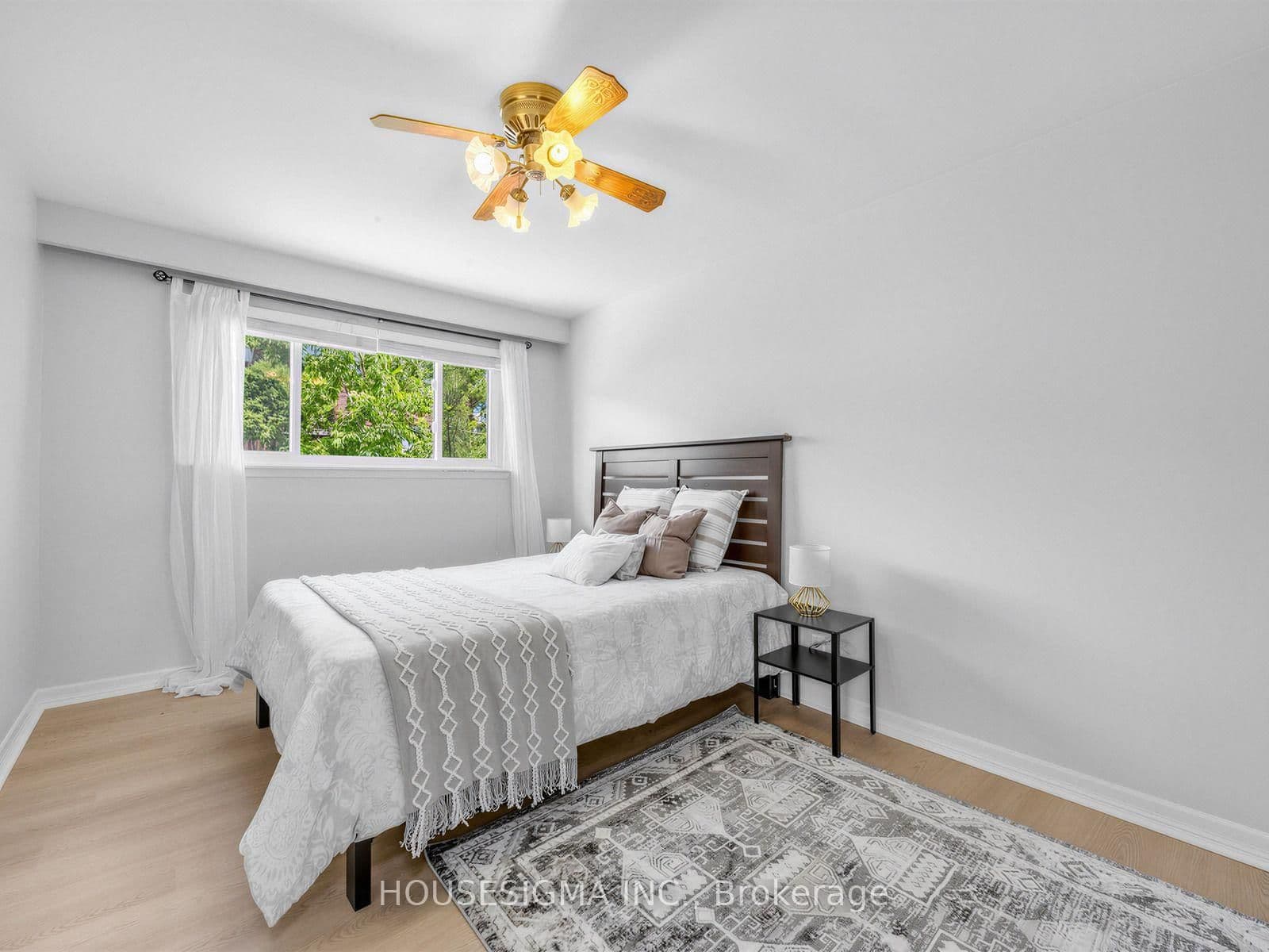 51 Tisdale Avenue, Unit Main Floor thumbnail 10