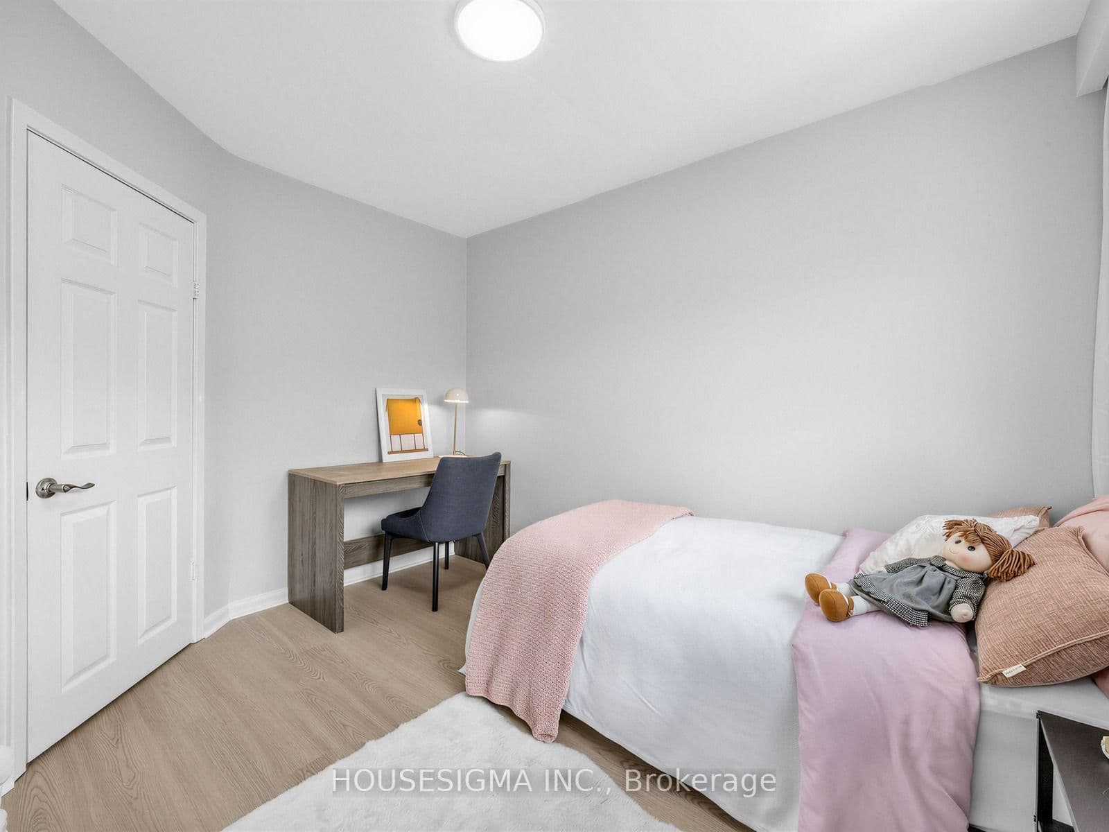 51 Tisdale Avenue, Unit Main Floor thumbnail 13