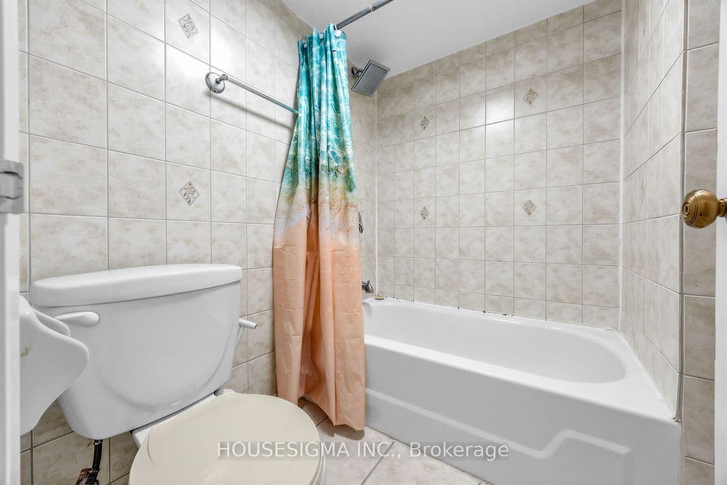 51 Tisdale Avenue, Unit Lower Unit thumbnail 8