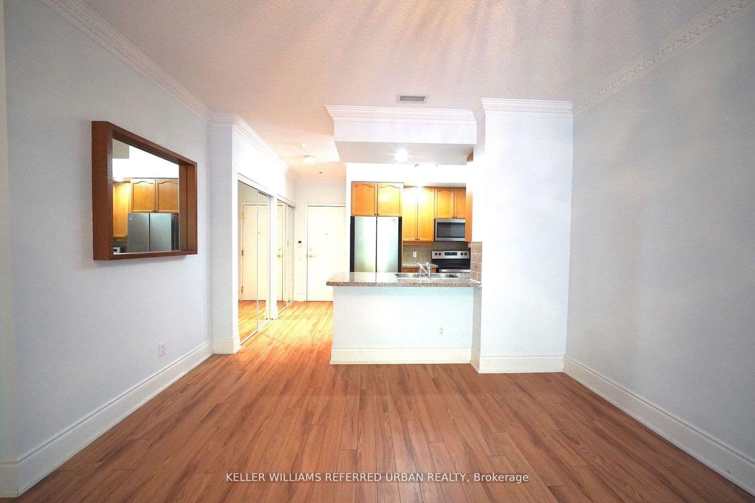 10 Northtown Way, Unit 212 thumbnail 4