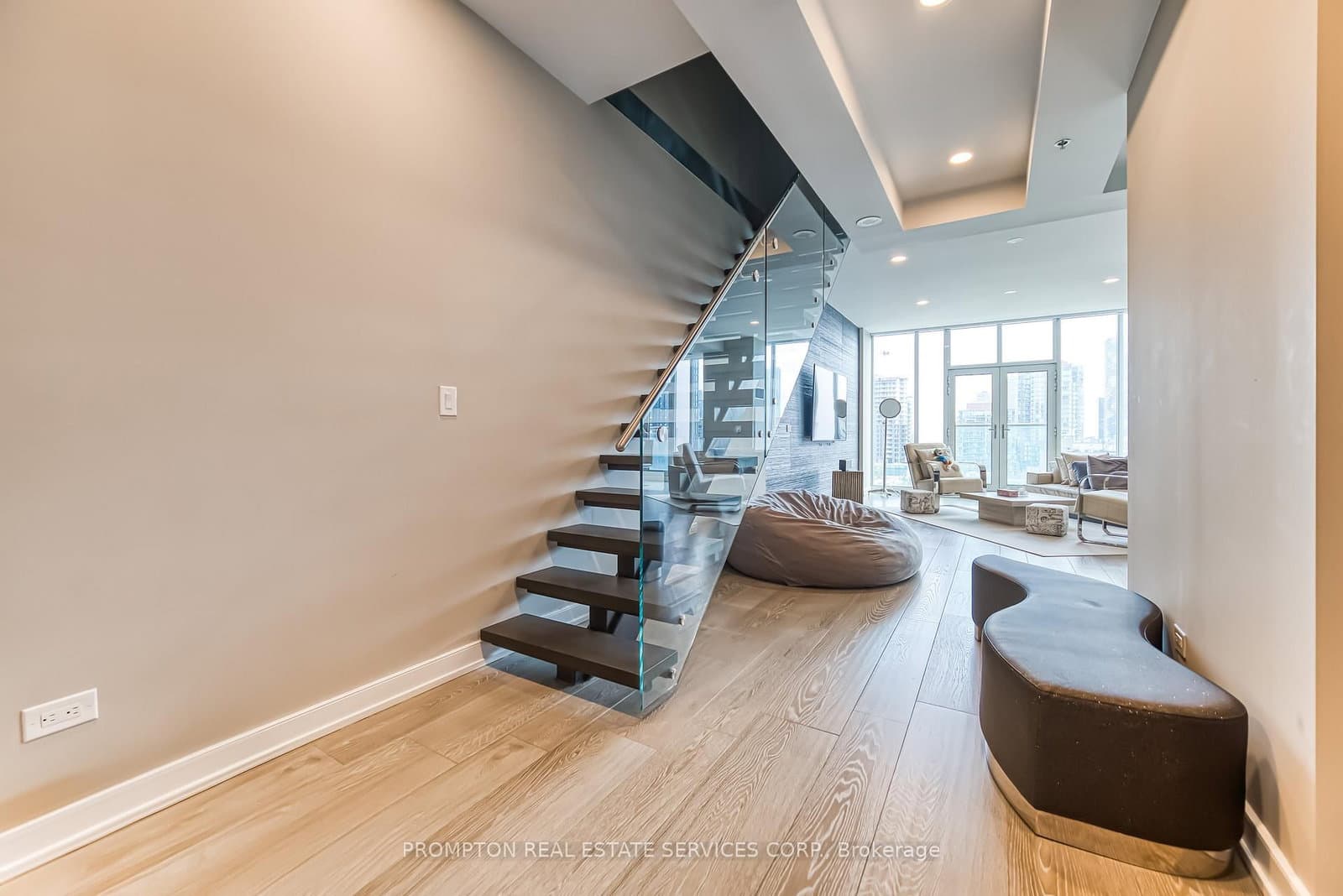 220 George Street, Unit 1105 thumbnail 10